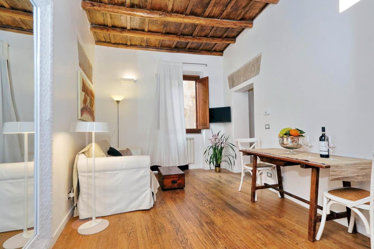 Flatinrome Boutique Navona Apartment ภายนอก รูปภาพ