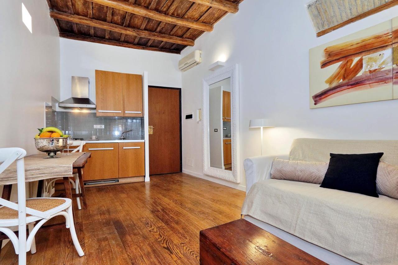 Flatinrome Boutique Navona Apartment ภายนอก รูปภาพ